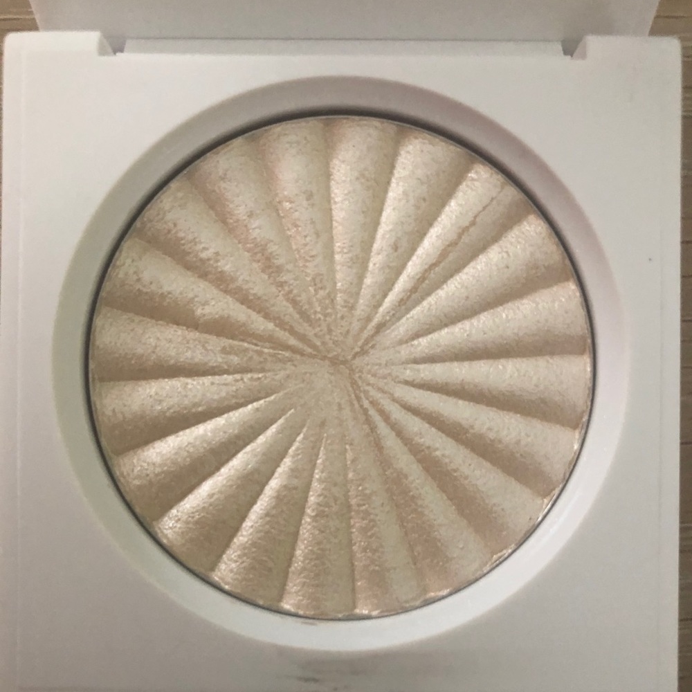 Ofra Glazed Donut Highlighter